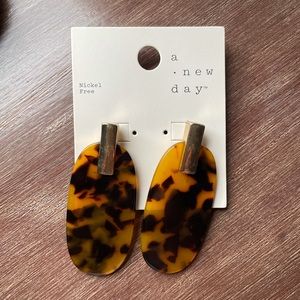 a•new day earrings